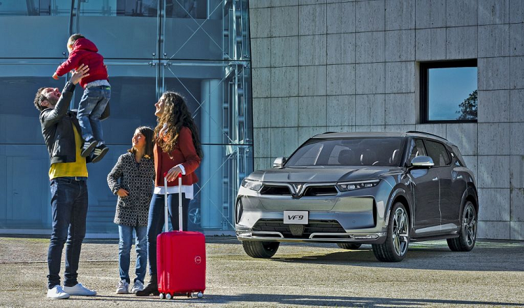 VinFast mang ca dan xe oto dien “do bo” Los Angeles Auto Show 2022-Hinh-2