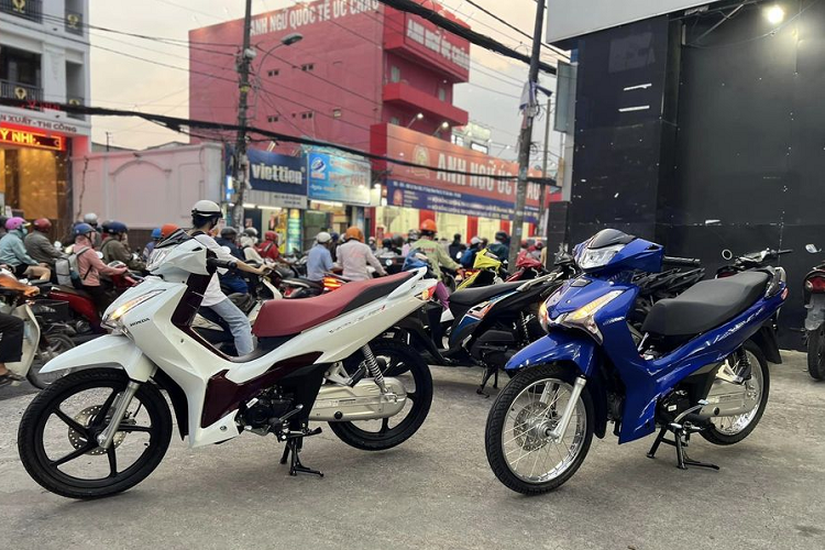 Xe may Honda Wave 125i nhap Thai 