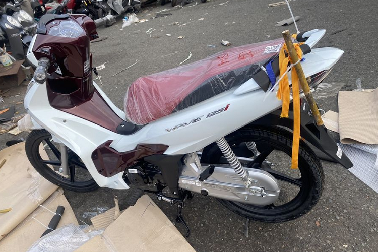 Xe may Honda Wave 125i nhap Thai 