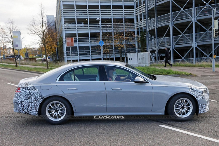 Mercedes-Benz E-Class 2024 