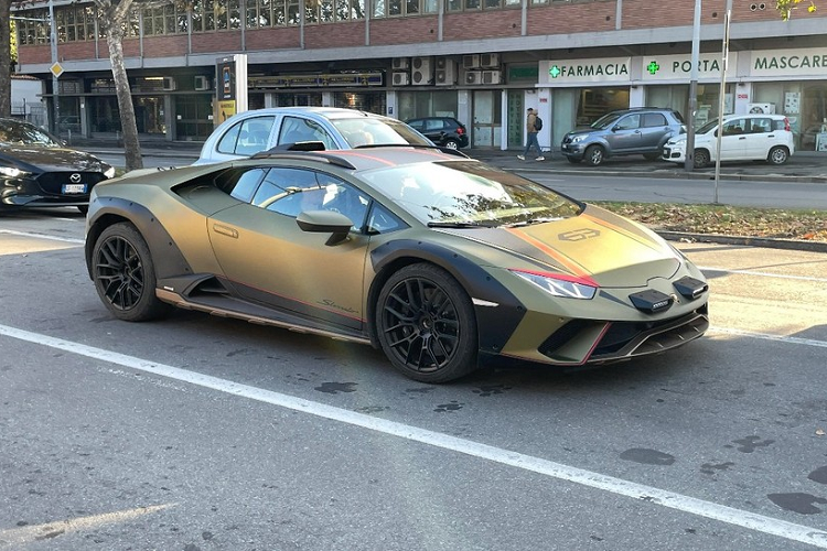 Lamborghini Huracan Sterrato 2023 - sieu xe off-road lan dau 