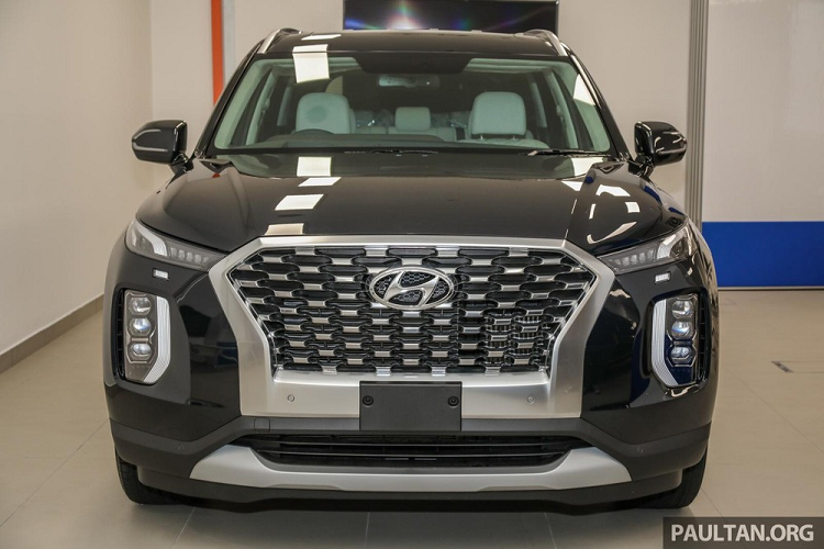 Hyundai Palisade 2023 tu 1,8 ty dong tai Malaysia, kho ve Viet Nam