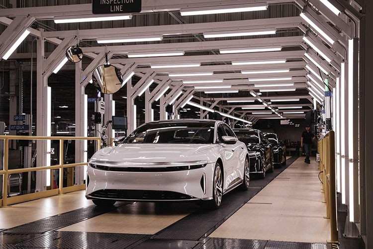 Lucid Air Pure va Air Touring 2023 “gia re”, chi tu hon 2 ty dong-Hinh-4