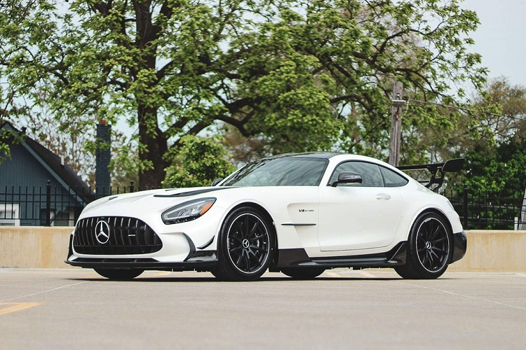 Mercedes-AMG GT Black Series doi gia gap doi, len toi 16,8 ty dong-Hinh-3