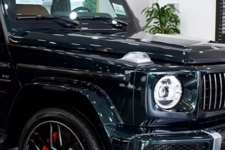 Mercedes-AMG G63 V1 2022 chinh hang tai Viet Nam tu 11,75 ty dong-Hinh-6