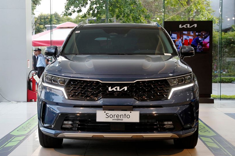 Can canh Kia Sorento HEV/PHEV 2023 tu 1,4 ty dong tai dai ly Viet-Hinh-11