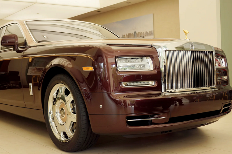 Rolls-Royce Phantom Lua thieng giam toi 5,3 ty van 