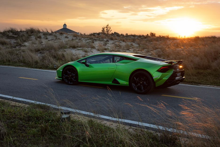 Lamborghini Huracan Tecnica gan 19 ty ra Ha Noi don Tet Quy Mao-Hinh-28