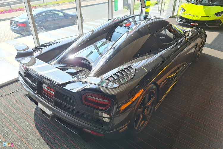 Ngam chiec Koenigsegg Agera R hon 2 trieu USD hang hiem tai Dubai-Hinh-2