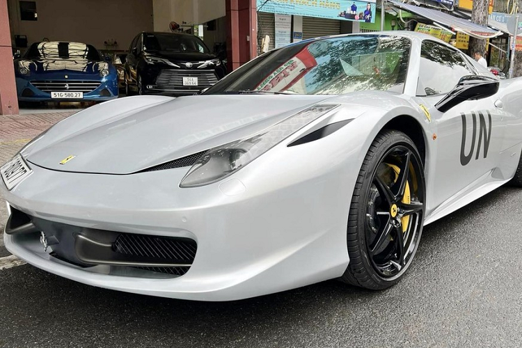 “Qua” Vu la nguoi so huu sieu xe Ferrari 458 nhieu nhat the gioi?-Hinh-2