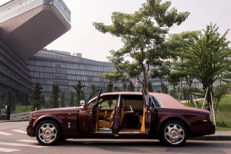 Rolls-Royce Phantom Lua thieng cua ong Trinh Van Quyet giam nhieu ty... van e-Hinh-4