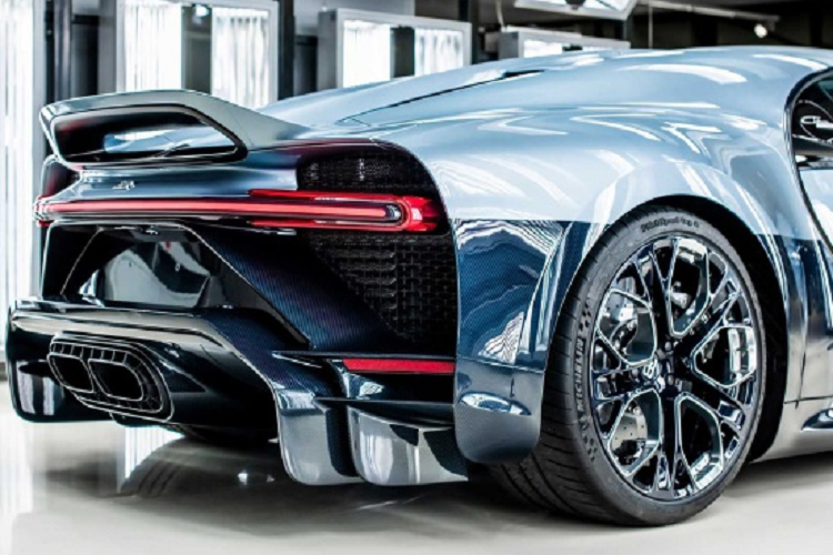 Bugatti Chiron Profilee - sieu pham 