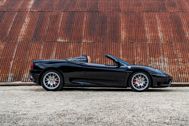 Ferrari 360 Spider cua David Beckham rao ban 3,12 ty dong co gi dac biet?-Hinh-4
