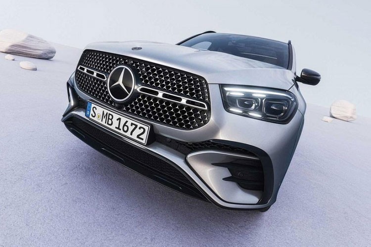 Chi tiet Mercedes-Benz GLE 2024 moi, them phien ban hybrid sac dien-Hinh-8