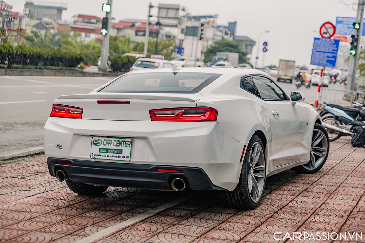 Chevrolet Camaro RS cua 