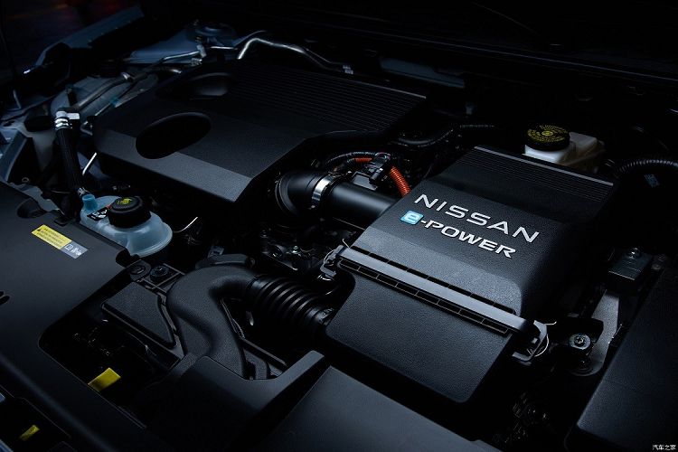 Nissan Sylphy e-Power 2023 tiet kiem xang gia re, 