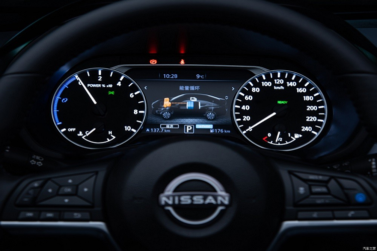 Nissan Sylphy e-Power 2023 tiet kiem xang gia re, 
