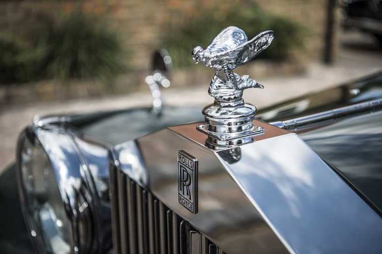 Rolls-Royce ky niem 112 tuoi cho 