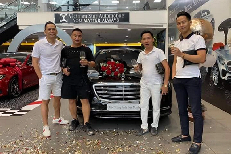 Mercedes-Benz S450L hon 5 ty cua ca si Duy Manh 