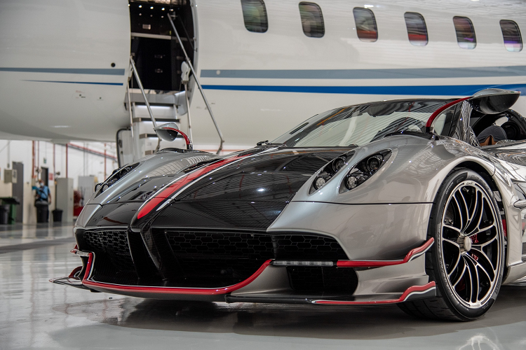 Can canh Pagani Huayra Roadster BC gan 250 ty dong o Dong Nam A-Hinh-5