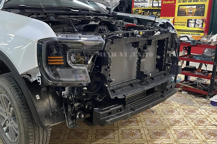 Dan choi Viet van do Ford Ranger 2023, du dang kiem dang 