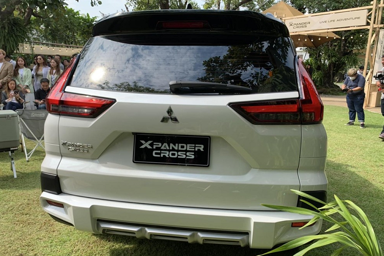 Mitsubishi Xpander Cross 2023 tu 649 trieu dong, sap ban tai Viet Nam-Hinh-8