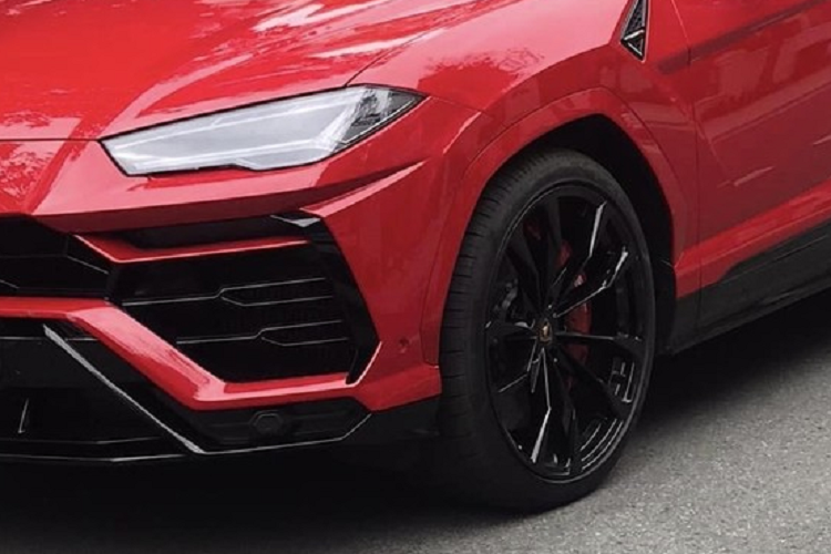 Dai gia Da Lat tau Lamborghini Urus hon 21 ty mau doc nhat Viet Nam-Hinh-6