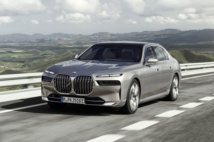 Lo anh BMW 7-Series 2023 dau tien ve Viet Nam, cho ngay ra mat-Hinh-3