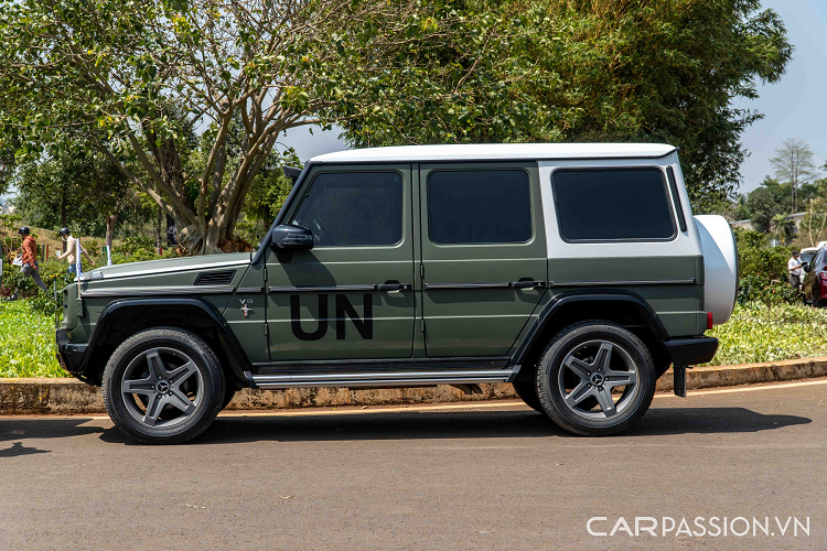 Mercedes G 500 Edition 35 doc nhat Viet Nam cho Hoa hau Tieu Vy-Hinh-3