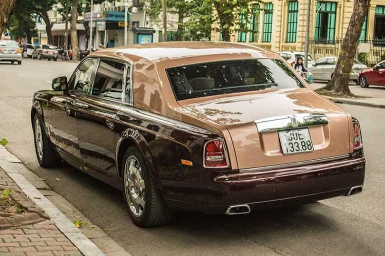 Rolls-Royce Phantom Lua thieng cua Trinh Van Quyet huy dau gia lan thu 6-Hinh-6