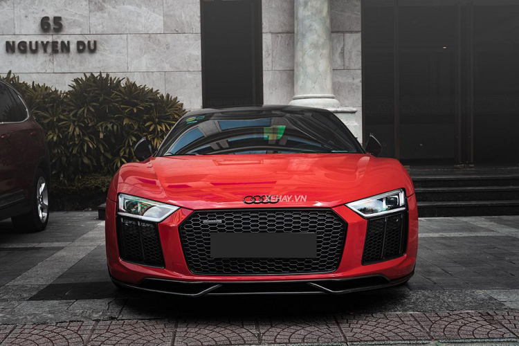 Nhin lai sieu xe Audi R8 V10 Plus dau tien ve Viet Nam sau 7 nam