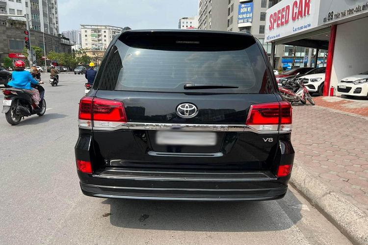 Toyota Land Cruiser 2021 cu ban 6 ty o Ha Noi, dat ngang BMW X7-Hinh-9