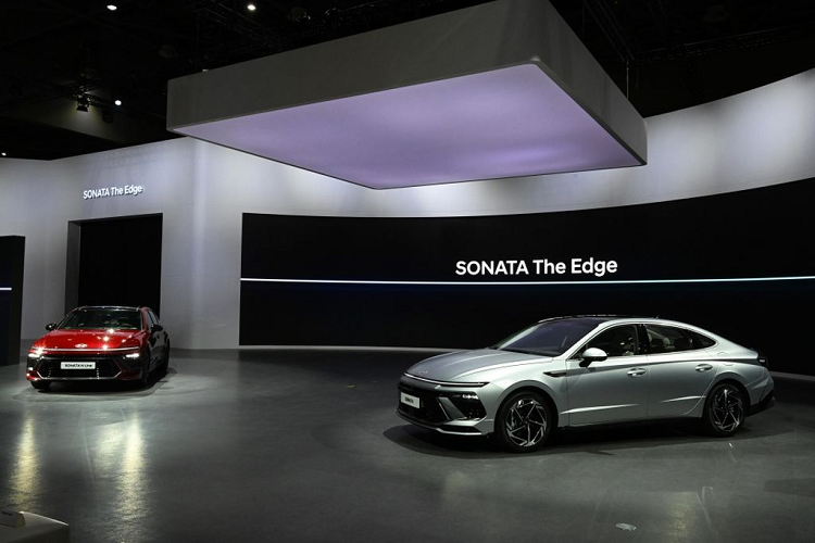 Hyundai Sonata 2024 ra mat voi 5 loai dong co, 