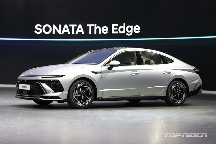 Hyundai Sonata 2024 ra mat voi 5 loai dong co, 