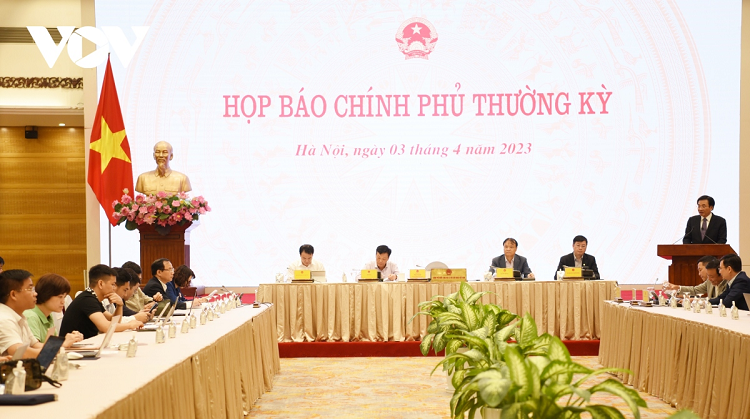 Hop bao Chinh phu: Quy I di qua voi rat nhieu kho khan-Hinh-2