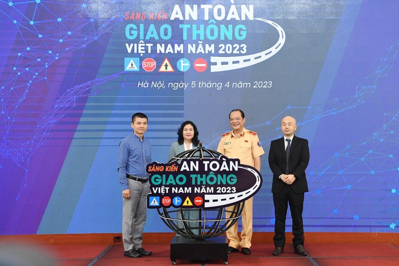 Phat dong Chuong trinh sang kien An toan Giao thong Viet Nam 2023-Hinh-2
