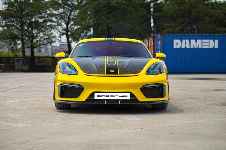 Dai gia Thai Nguyen chi gan 1 ty dong do Porsche 718 Cayman GT4