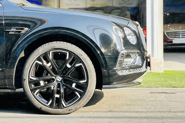 Bentley Bentayga chay hon 5 nam tai Viet Nam, 