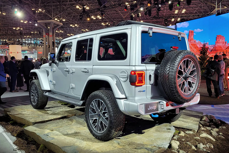 Jeep Wrangler 2024 chào hàng tại New York Auto Show 2023