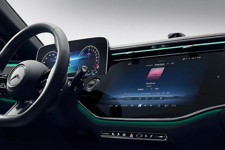 Mercedes-Benz E-Class 2024 rục rịch ra mắt ngay trong tháng này - Hình 8 Mercedes-Benz E-Class 2024 ruc rich ra mat ngay trong thang nay-Hinh-8