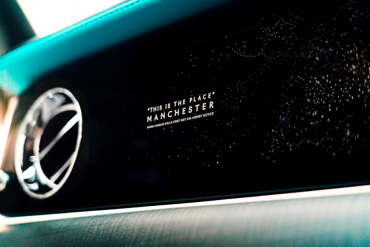 Rolls-Royce Ghost siêu sang độc nhất vô nhị "đậm chất" Manchester - Hình 3 Rolls-Royce Ghost sieu sang doc nhat vo nhi
