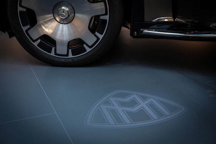 Mercedes-Benz Maybach EQS 2024 siêu sang điện, lăn bánh 600km/lần sạc - Hình 5 Mercedes-Benz Maybach EQS 2024 sieu sang dien, lan banh 600km/lan sac-Hinh-5