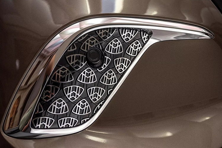 Mercedes-Benz Maybach EQS 2024 siêu sang điện, lăn bánh 600km/lần sạc - Hình 7 Mercedes-Benz Maybach EQS 2024 sieu sang dien, lan banh 600km/lan sac-Hinh-7