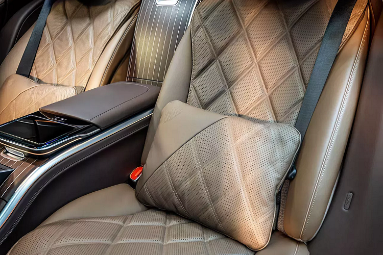 Mercedes-Maybach EQS SUV 2024 - xe điện siêu sang gầm cao cho đại gia - Hình 10 Mercedes-Maybach EQS SUV 2024 - xe dien sieu sang gam cao cho dai gia-Hinh-10