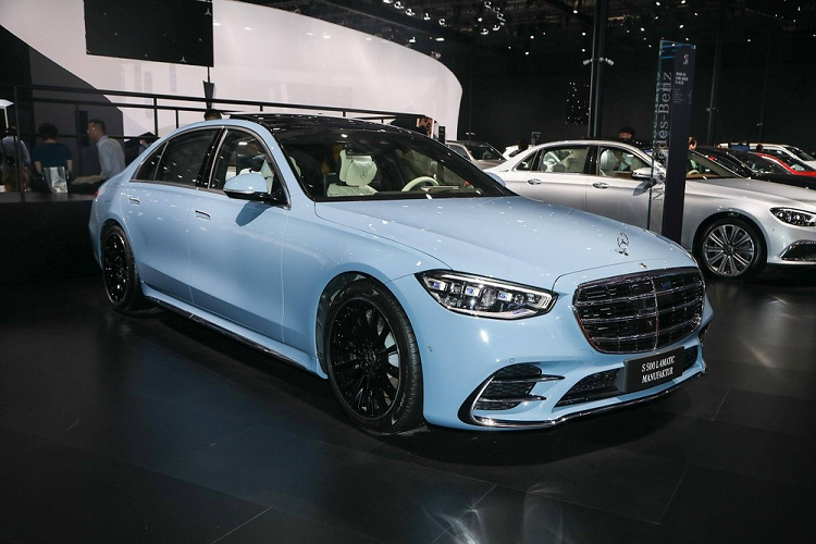 Mercedes-Benz S-Class ca nhan hoa mau son xanh su hon 4,9 ty dong