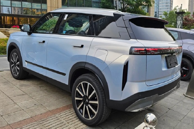 Jaecoo 7 sap ve Viet Nam thiet ke nhu Land Rover, 