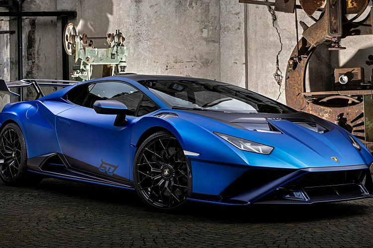 Lamborghini Huracan ban ky niem 60 nam tai Tuan le thiet ke Milan 2023-Hinh-5