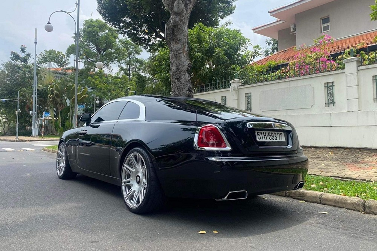 Rolls-Royce Wraith cu cua Cuong Do la dat ngang Phantom Sacred Fire-Hinh-4