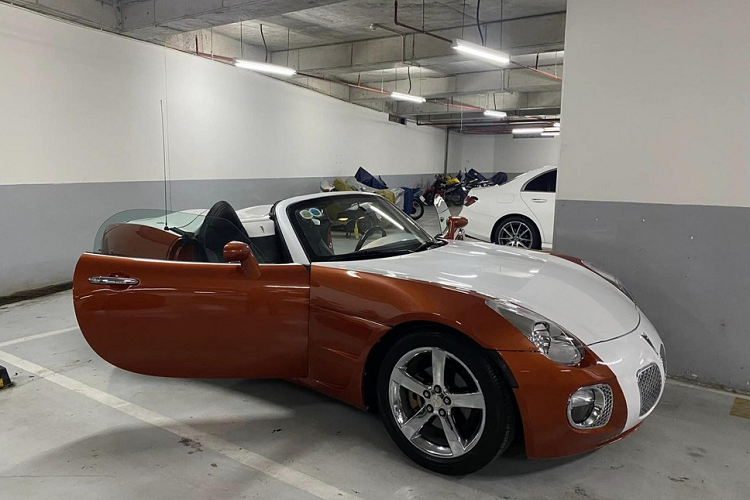 Can canh Pontiac Solstice 2006 doc la tai Viet Nam, gan 1 ty dong-Hinh-2