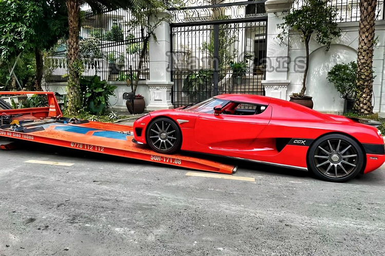 Koenigsegg CCX trieu do doc nhat Viet Nam bat ngo 